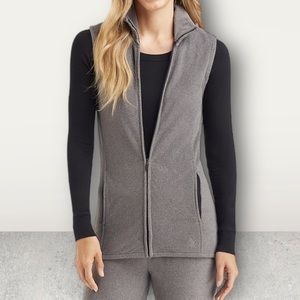 WOMENS CUDDL DUDS VEST FLEECE WEAR W/ STRETCH SIZE LARGE - NEW